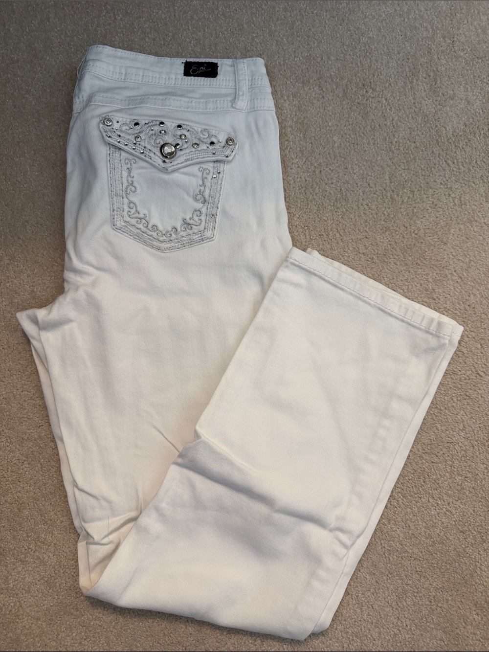 Earl Jeans White Straight Leg Women’s Jeans with Embellished Pocket